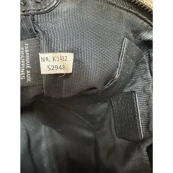 Coach|Clutch|Black w/Gold - Picture 6 of 12